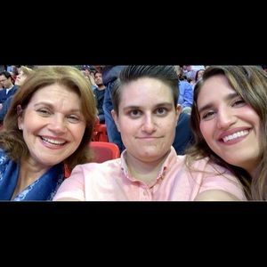 Meet your Posher, Connie